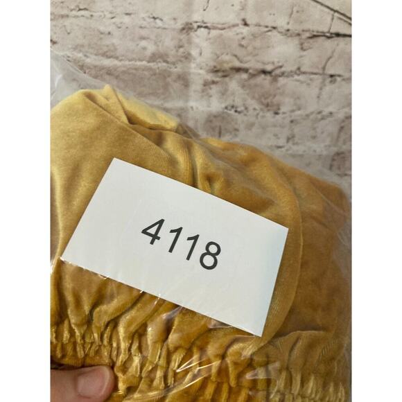 Cato Top Womens Medium Mustard Gold Velvet Cropped Ruched Boho Hippie Stretch - Picture 10 of 13